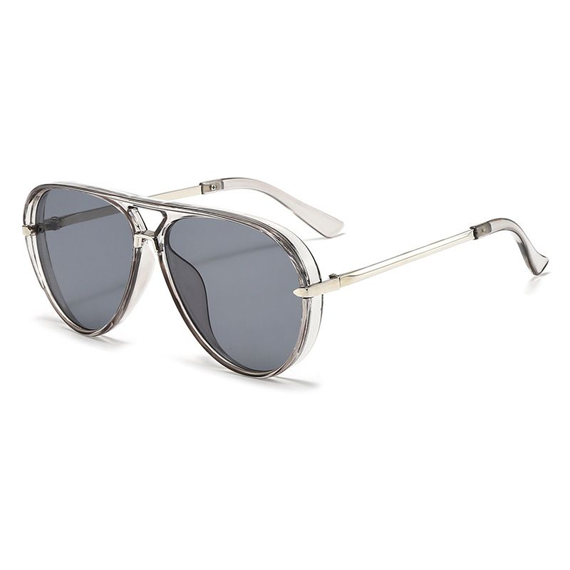 Luxe Aura Aviator Sunglasses