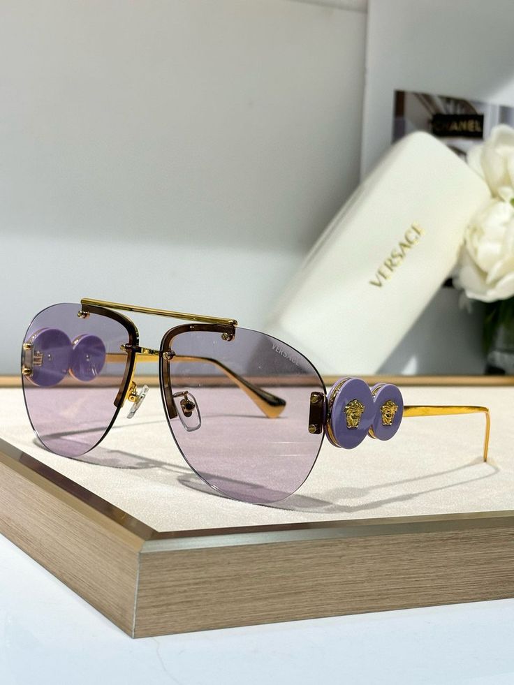 Luxe Medusa Statement Sunglasses