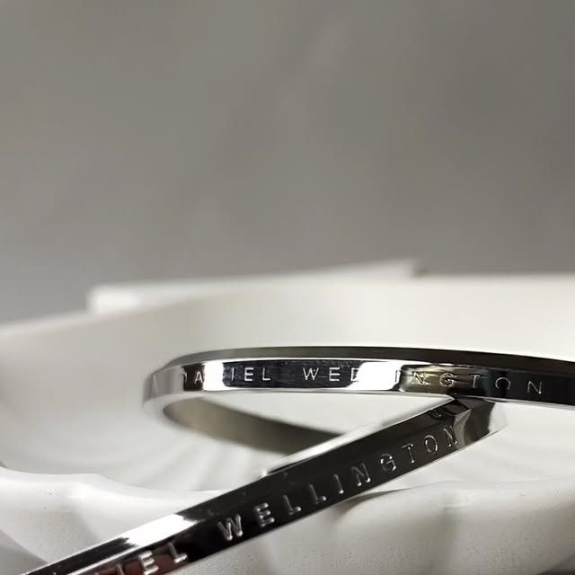 Daniel Wellington Classic Cuff Bracelet