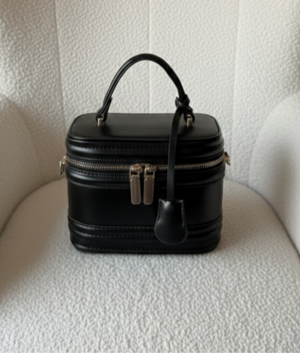 The Vanity Luxe Case